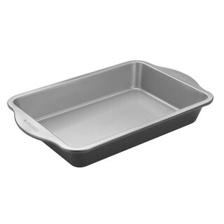 Easy Grip  Nonstick Metal 13" x 9" Cake Pan